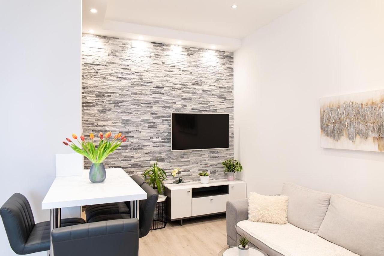 Апартаменты Apartman Ivana Central *